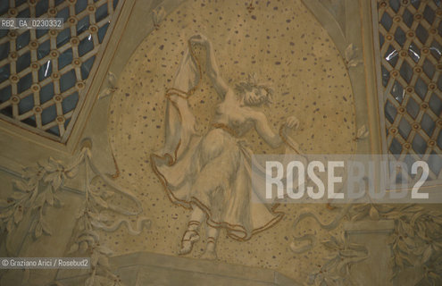 Nome: ..RESTAURO DEL TEATRO MALIBRAN..Descrizione: ..SALA AFFRESCHI E DECORAZIONI A STUCCO..Credit: ..Graziano Arici/Rosebud2 .Costo: ..A..Nazione: ....Città: ..VENEZIA..VENICE..Data: ..13/04/01