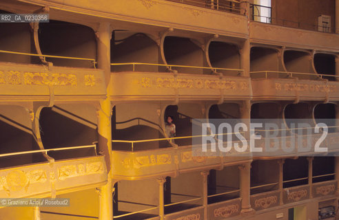 Nome: ..RESTAURO DEL TEATRO MALIBRAN..Descrizione: ..SALA AFFRESCHI E DECORAZIONI A STUCCO..Credit: ..Graziano Arici/Rosebud2 .Costo: ..A..Nazione: ....Città: ..VENEZIA..VENICE..Data: ..24/04/01