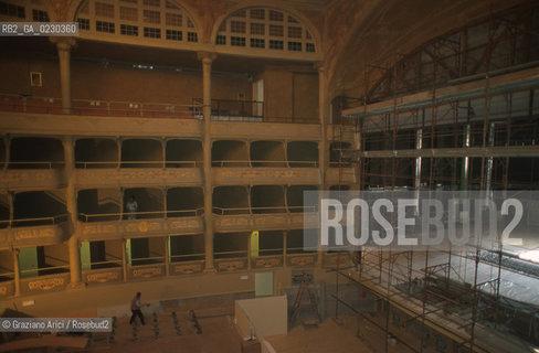 Nome: ..RESTAURO DEL TEATRO MALIBRAN..Descrizione: ..SALA AFFRESCHI E DECORAZIONI A STUCCO..Credit: ..Graziano Arici/Rosebud2 .Costo: ..A..Nazione: ....Città: ..VENEZIA..VENICE..Data: ..24/04/01