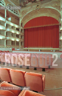 Nome: ..RESTAURO DEL TEATRO MALIBRAN..Descrizione: ..SALA SOFFITTO AFFRESCHI STUCCHI ..Credit: ..Graziano Arici/Rosebud2 .Costo: ..A..Nazione: ....Città: ..VENEZIA..VENICE..Data: ..12/05/01