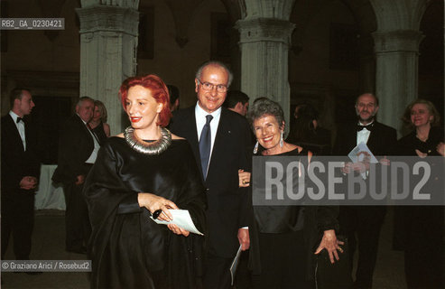 VENEZIA - 23/05/01 - INAUGURAZIONE DEL TEATRO MALIBRAN: PIERGIORGIO  E FRANCA COIN E LA STILISTA DONATELLA GIROMBELLI  - ©Graziano Arici/Rosebud2