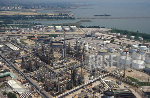 PORTOMARGHERA © 2002 Graziano Arici/Rosebud2 / FOTO AEREA / INDUSTRIA /