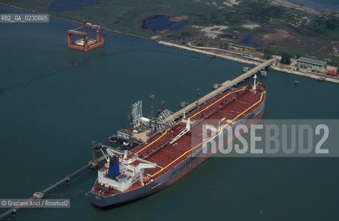 LAGUNA SUD : CASSE DI COLMATA  © 2002 Graziano Arici/Rosebud2 / FOTO AEREA / CONSORZIO VENEZIA NUOVA / BARENA / PORTO DI S.LEONARDO