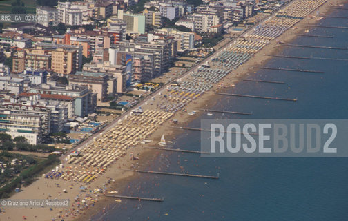 JESOLO : SPIAGGIA -  © 2002 Graziano Arici/Rosebud2 / FOTO AEREA /