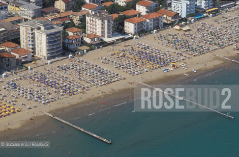 JESOLO : SPIAGGIA -  © 2002 Graziano Arici/Rosebud2 / FOTO AEREA /