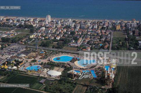 JESOLO : SPIAGGIA -  © 2002 Graziano Arici/Rosebud2 / FOTO AEREA /