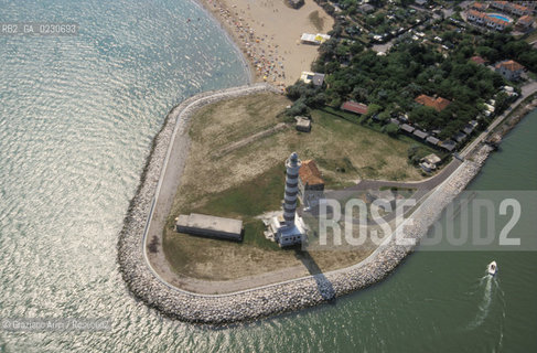 JESOLO : FOCE DEL SILE -  © 2002 Graziano Arici/Rosebud2 / FOTO AEREA   / FARO
