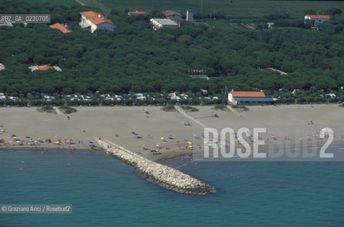 LIDO DEL CAVALLINO : SPIAGGIA -  © 2002 Graziano Arici/Rosebud2 / FOTO AEREA /
