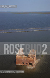 LAGUNA SUD - LAGUNA DEI SETTE MORTI   -  © 2002 Graziano Arici/Rosebud2 / FOTO AEREA / BARENA / CASONE