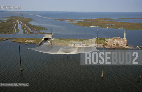 LAGUNA SUD - LAGUNA DEI SETTE MORTI   -  © 2002 Graziano Arici/Rosebud2 / FOTO AEREA / BARENA / CASONE / PESCA