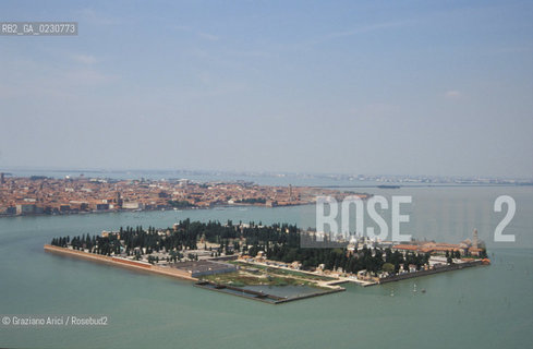 LISOLA CIMITERO DI S.MICHELE -  © 2002 Graziano Arici/Rosebud2 / FOTO AEREA /