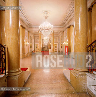 Nome: ..GRAN TEATRO LA FENICE..Descrizione: ..FOYER / VENEZIA..Credit: ..Graziano Arici/Rosebud2/..Costo: ..A..Nazione: ..ITALIA..Città: ..VENEZIA..Data: ..1985 ca.