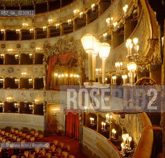 Nome: .GRAN TEATRO LA FENICE.Descrizione: .SALA TEATRALE / VENEZIA.Credit: .Graziano Arici/Rosebud2/.Costo: .A.Nazione: .ITALIA.Città: .VENEZIA.Data: .1985 ca.