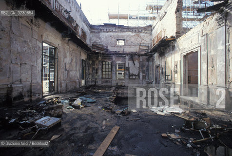 Nome: .GRAN TEATRO LA FENICE.Descrizione: .LE SALE APOLLINEE DOPO LINCENDIO / VENEZIA.Credit: .Graziano Arici/Rosebud2/.Costo: .A.Nazione: .ITALIA.Città: .VENEZIA.Data: .1996