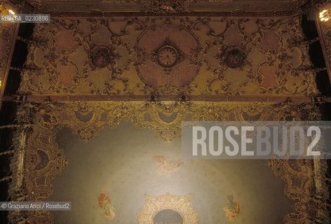 Nome: ..GRAN TEATRO LA FENICE..Descrizione: ..DECORAZIONI / VENEZIA / SOFFITTO..Credit: ..Graziano Arici/Rosebud2/..Costo: ..A..Nazione: ..ITALIA..Città: ..VENEZIA..Data: ..1985 ca.