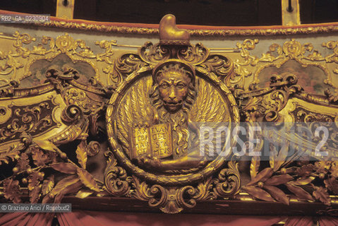 Nome: .GRAN TEATRO LA FENICE.Descrizione: .PARTICOLARE DEL PALCO REALE/ VENEZIA LEONE.Credit: .Graziano Arici/Rosebud2/.Costo: .A.Nazione: .ITALIA.Città: .VENEZIA.Data: .1985 ca.