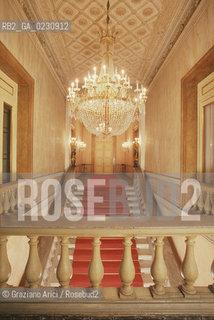 Nome: ..GRAN TEATRO LA FENICE..Descrizione: ..SCALA DACCESSO ALLE SALE APOLLINEE/ VENEZIA..Credit: ..Graziano Arici/Rosebud2/..Costo: ..A..Nazione: ..ITALIA..Città: ..VENEZIA..Data: ..1985 ca.