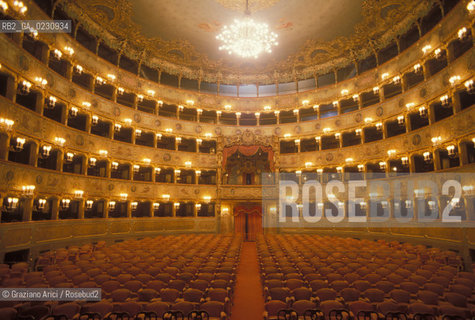 Nome: ..GRAN TEATRO LA FENICE..Descrizione: ..SALA / VENEZIA..Credit: ..Graziano Arici/Rosebud2/..Costo: ..A..Nazione: ..ITALIA..Città: ..VENEZIA..Data: ..1985 ca.