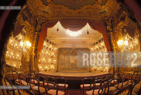 Nome: ..GRAN TEATRO LA FENICE..Descrizione: ..SALA / VENEZIA..Credit: ..Graziano Arici/Rosebud2/..Costo: ..A..Nazione: ..ITALIA..Città: ..VENEZIA..Data: ..1985 ca.