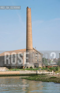 FABBRICA IN DISUSO ALLA GIUDECCA - ©Graziano Arici/Rosebud2 / ARCHEOLOGIA INDUSTRIALE /