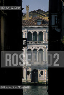 Localizzazione:..VENEZIA..Oggetto:..Soggetto:..PALAZZO GRIMANI MARCELLO ..Cronologia: ..XVI SEC..Definizione Culturale:..   Autore: GIOVANNI BUORA..   Stile: ..   Editori/Stampatori:..   Committenza:..Materia e Tecnica:..Collocazione:..Note:..PALAZZI..Riproduzione Fotografica:..Graziano Arici/Rosebud2 .Copyright:..Graziano Arici/Rosebud2 .Data:..1998..Costo:..A