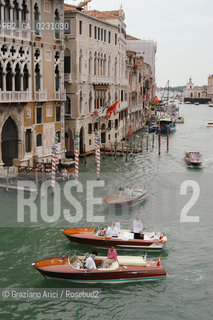 VENICE 1/09/02: MEETING OF RIVA MOTORBOATS - © 2002 Graziano Arici/Rosebud2 / MOTOSCAFO