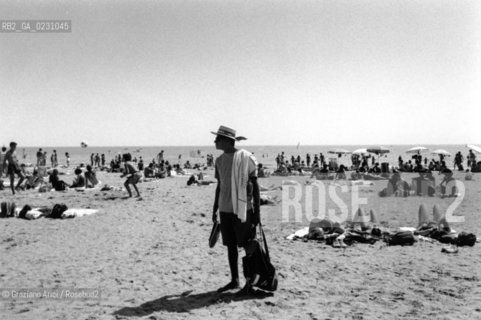  GENTE DI VENEZIA  MOSTRA DI Graziano Arici/Rosebud2 @ 2002 Graziano Arici/Rosebud2 - 2A 31/14..