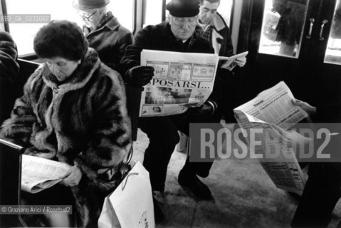  GENTE DI VENEZIA  MOSTRA DI Graziano Arici/Rosebud2 @ 2002 Graziano Arici/Rosebud2 - 1A 10/10A..