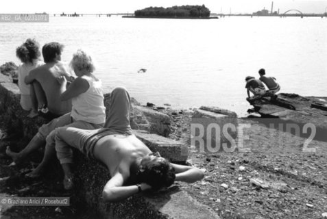  GENTE DI VENEZIA  MOSTRA DI Graziano Arici/Rosebud2 @ 2002 Graziano Arici/Rosebud2 -  2A 2/23..