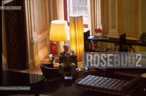 VENEZIA HOTEL MONACO © 2002 Graziano Arici/Rosebud2 TEATRO