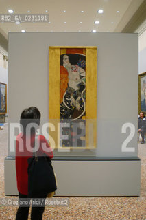 VENEZIA - MUSEO DARTE MODERNA DI CA PESARO ARCHIVIO Graziano Arici/Rosebud2  La cessione dei diritti si intende per quanto di nostra competenza; non comprende invece le eventuali spese relative a diritti che potranno essere richiesti dagli Enti cui appartengono le opere riprese. Tali costi, ove neccessari, e l’espletamento di qualsivoglia pratica di richiesta permessi sono esclusivamente  a  carico del committente e a sua cura.