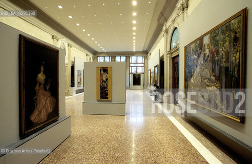 VENEZIA - MUSEO DARTE MODERNA DI CA PESARO ARCHIVIO Graziano Arici/Rosebud2  La cessione dei diritti si intende per quanto di nostra competenza; non comprende invece le eventuali spese relative a diritti che potranno essere richiesti dagli Enti cui appartengono le opere riprese. Tali costi, ove neccessari, e l’espletamento di qualsivoglia pratica di richiesta permessi sono esclusivamente  a  carico del committente e a sua cura.