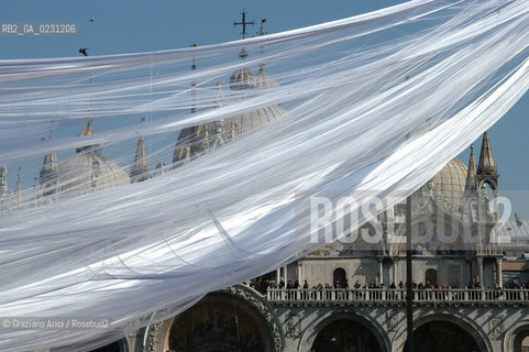VENEZIA 2003 - CARNEVALE ALLESTIMENTO DELLA PIAZZA SAN MARCO  DI DONATO SARTORI ©Graziano Arici/Rosebud2 / TELA