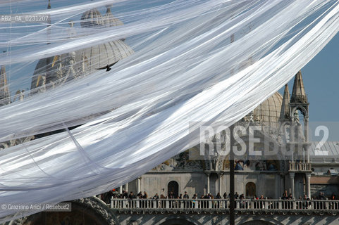 VENEZIA 2003 - CARNEVALE ALLESTIMENTO DELLA PIAZZA SAN MARCO  DI DONATO SARTORI ©Graziano Arici/Rosebud2 / TELA