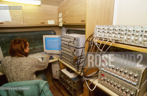 CENTRO SPERIMENTALE PER MODELLI IDRAULICI DI VOLTABAROZZO  - PROVE DI MOTO ONDOSO SULLE BARRIERE MOBILI - @ Graziano Arici/Rosebud2 /   ALTA MAREA CONSORZIO VENEZIA NUOVA