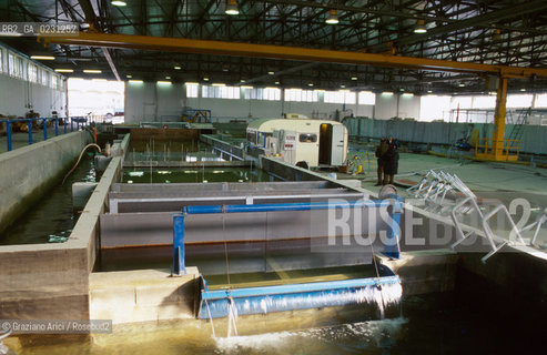 CENTRO SPERIMENTALE PER MODELLI IDRAULICI DI VOLTABAROZZO  - PROVE DI MOTO ONDOSO SULLE BARRIERE MOBILI - @ Graziano Arici/Rosebud2 /   ALTA MAREA CONSORZIO VENEZIA NUOVA