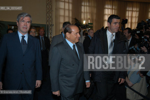 VENEZIA 14/05/03 - CERIMONIA DI INIZIO LAVORI SISTEMA MOSE PER LA DIFESA DI VENEZIA DALLE ACQUE ALTE IL PRESIDENTE DEL CONSIGLIO ON. SILVIO BERLUSCONI E IL MINISTRO DEI TRASPORTI E INFRASTRUTTURE PIETRO LUNARDI ©Graziano Arici/Rosebud2 / DIGA