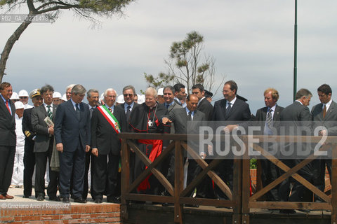 VENEZIA 14/05/03 - CERIMONIA DI INIZIO LAVORI SISTEMA MOSE PER LA DIFESA DI VENEZIA DALLE ACQUE ALTE  IL PRESIDENTE DEL CONSIGLIO ON. SILVIO BERLUSCONI ©Graziano Arici/Rosebud2 / DIGA