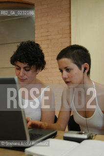 VENEZIA -IUAV FACOLTA DI ARCHITETTURA - DIPARTIMENTO DI ARTI E DISEGNO INDUSTRIALE ©Graziano Arici/Rosebud2 COMPUTER UNIVERSITA