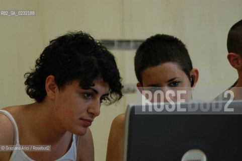 VENEZIA -IUAV FACOLTA DI ARCHITETTURA - DIPARTIMENTO DI ARTI E DISEGNO INDUSTRIALE ©Graziano Arici/Rosebud2 COMPUTER UNIVERSITA