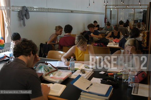 VENEZIA -IUAV FACOLTA DI ARCHITETTURA - BIBLIOTECA CENTRALE © 2003 Graziano Arici/Rosebud2  UNIVERSITA SEDE TOLENTINI