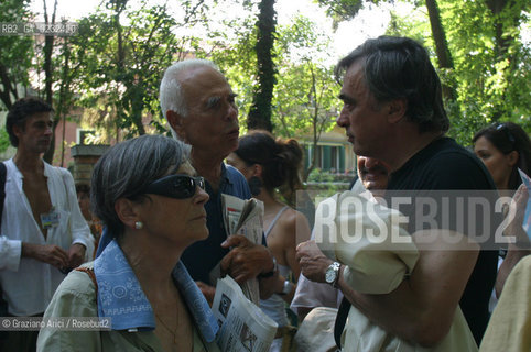 50° ESPOSIZIONE INTERNAZIONALE DARTE LA BIENNALE DI VENEZIA - GIARDINI - LE INSTALLAZIONI DI  VIVERE VENEZIA  © 2003 Graziano Arici/Rosebud2 / CONSORZIO VENEZIA NUOVA / IUAV MARCO DE MICHELIS