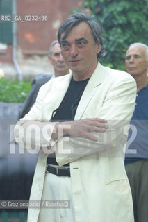 50° ESPOSIZIONE INTERNAZIONALE DARTE LA BIENNALE DI VENEZIA - GIARDINI - LE INSTALLAZIONI DI  VIVERE VENEZIA  © 2003 Graziano Arici/Rosebud2 / CONSORZIO VENEZIA NUOVA / IUAV MARCO DE MICHELIS