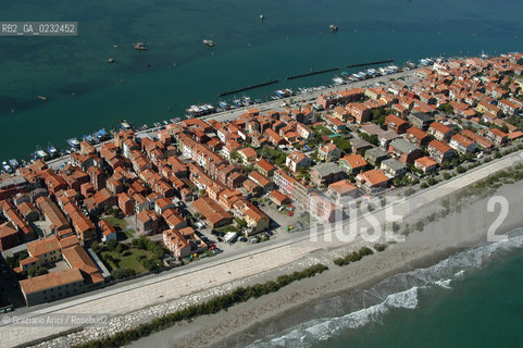 VENEZIA 30/09/2003 -  LIDO S.PIETRO IN VOLTA © 2003 Graziano Arici/Rosebud2 CONSORZIO VENEZIA NUOVA