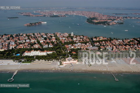 VENEZIA 22/07/2003 - LIDO © 2003 Graziano Arici/Rosebud2 FOTO AEREA