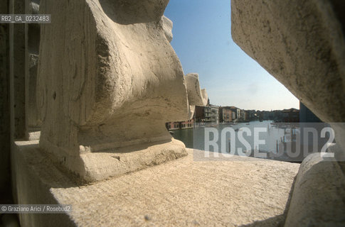 VENEZIAIL CANAL GRANDE DA CA PESARO © 2003 Graziano Arici/Rosebud2 PALAZZO