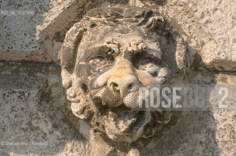 VENEZIA MASCHERONE DI LEONE SULLA FACCIATA DI CA REZZONICO  © 2003 Graziano Arici/Rosebud2 PALAZZO