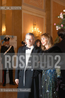 VENEZIA 14/12/03 - INAUGURAZIONE DEL GRAN TEATRO LA FENICE LIMPRENDITORE RICCARDO ILLY CON LA MOGLIE ©Graziano Arici/Rosebud2