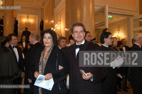 VENEZIA 14/12/03 - INAUGURAZIONE DEL GRAN TEATRO LA FENICE IL PRESIDENTE DELLA BIENNALE FRANCO BERNABE CON LA MOGLIE  ©Graziano Arici/Rosebud2