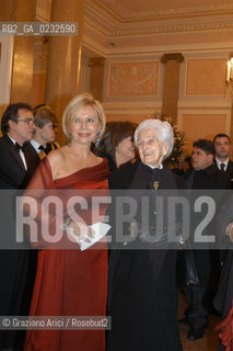 VENEZIA 14/12/03 - INAUGURAZIONE DEL GRAN TEATRO LA FENICE IL PREMIO NOBEL PER LA MEDICINA RITA LEVI MONTALCINI  CON LA MOGLIE DEL SINDACO DI VENEZIA MAURA COSTA - ©Graziano Arici/Rosebud2